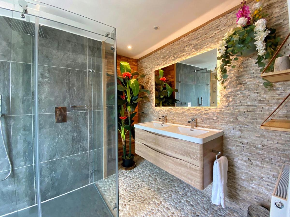 Hambrook House Canterbury - New Luxury Guest House With Espa Spa Complex Ngoại thất bức ảnh